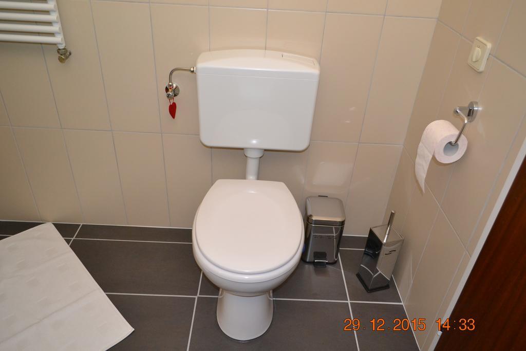 Pension Hexagon Spittal an der Drau Zimmer foto